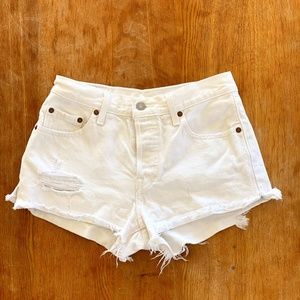 Levi's 501 White Shorts, Size 25